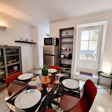 Coquette Maison De Ville Calme Avec Patio Angoulême Esterno foto