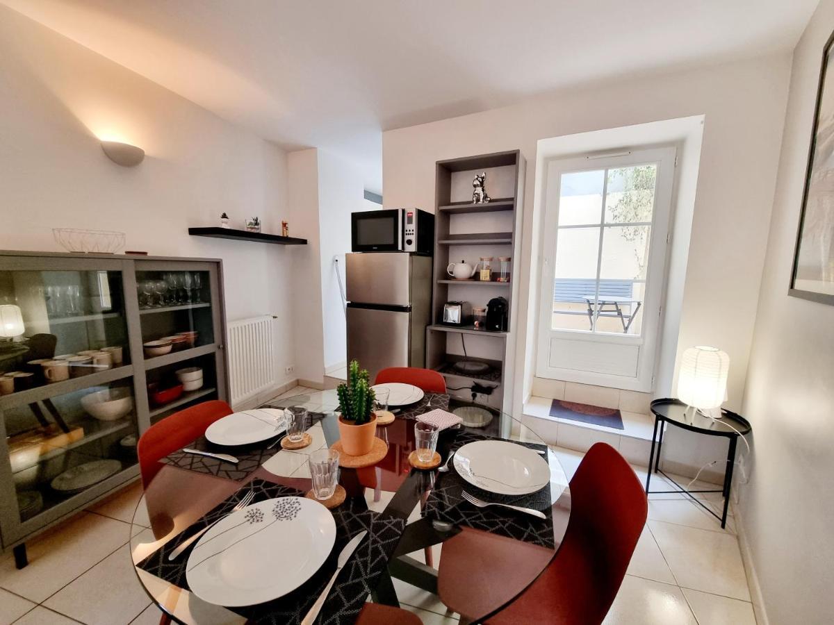 Coquette Maison De Ville Calme Avec Patio Angoulême Esterno foto