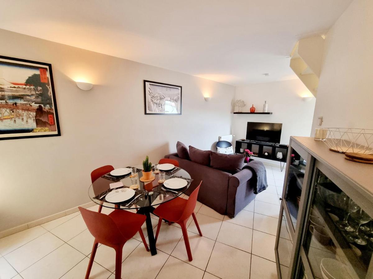 Coquette Maison De Ville Calme Avec Patio Angoulême Esterno foto