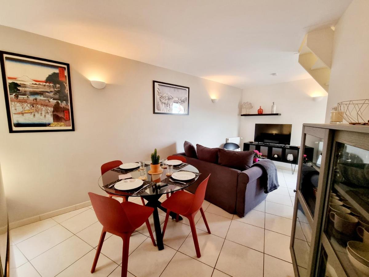 Coquette Maison De Ville Calme Avec Patio Angoulême Esterno foto