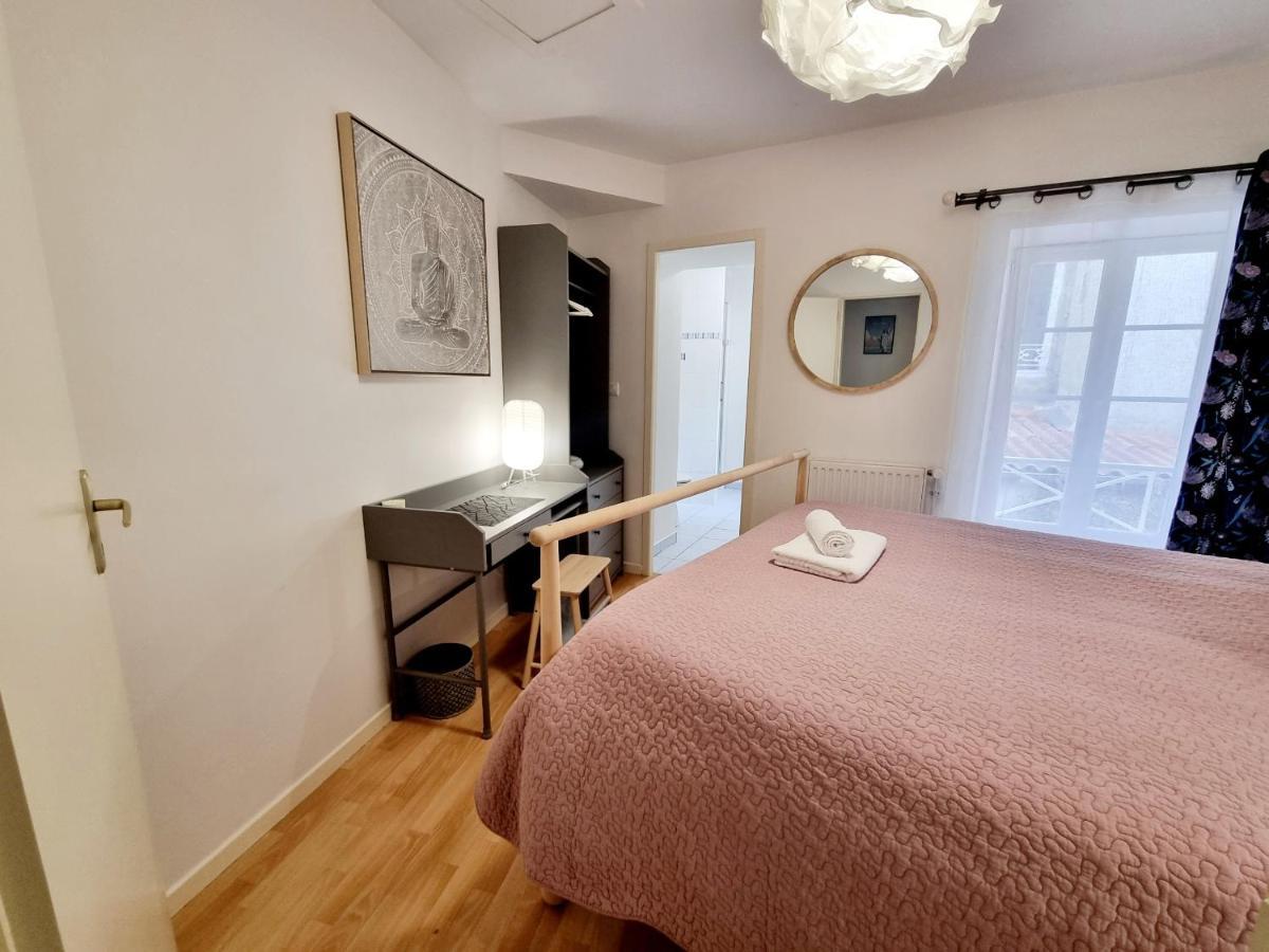 Coquette Maison De Ville Calme Avec Patio Angoulême Esterno foto